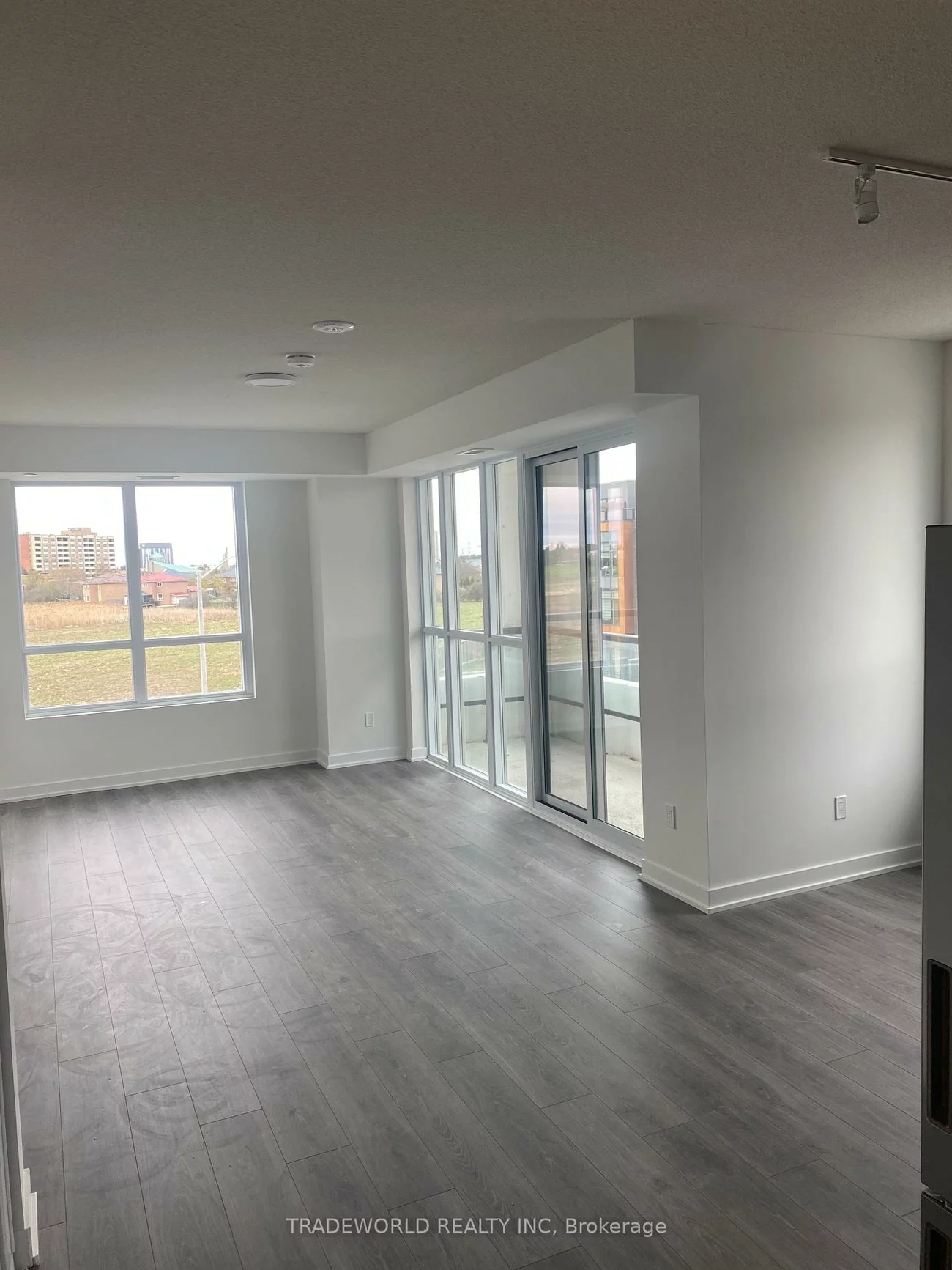 225, Malta, Fletcher's Creek South, Brampton