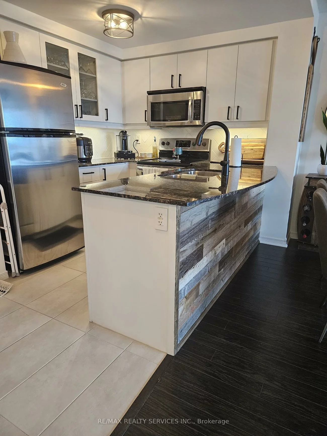 9, George, Downtown Brampton, Brampton