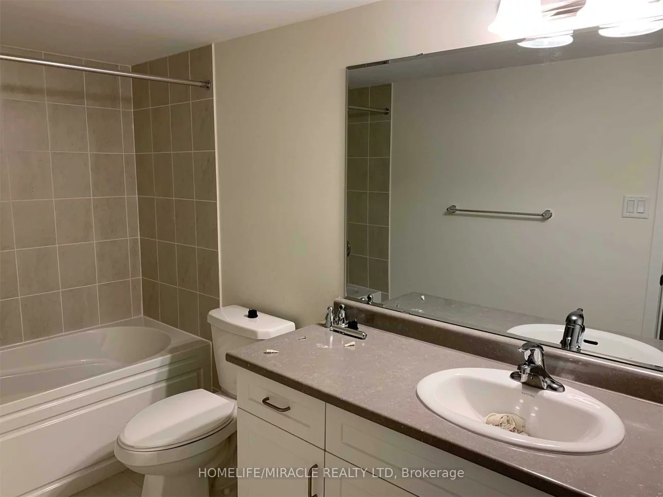 250, Lagerfeld, Northwest Brampton, Brampton