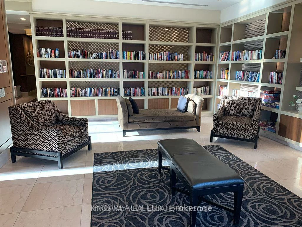 100, John, Downtown Brampton, Brampton