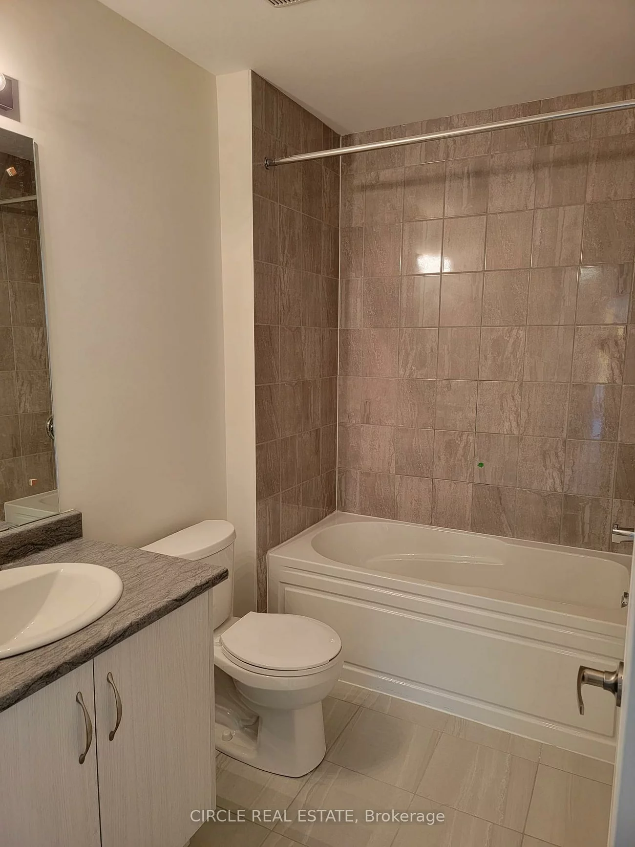 40, Knotsberry, Bram West, Brampton