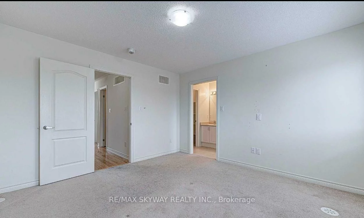 11, Autumnwood, Credit Valley, Brampton