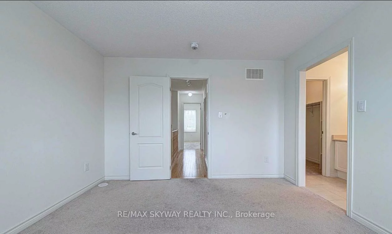 11, Autumnwood, Credit Valley, Brampton