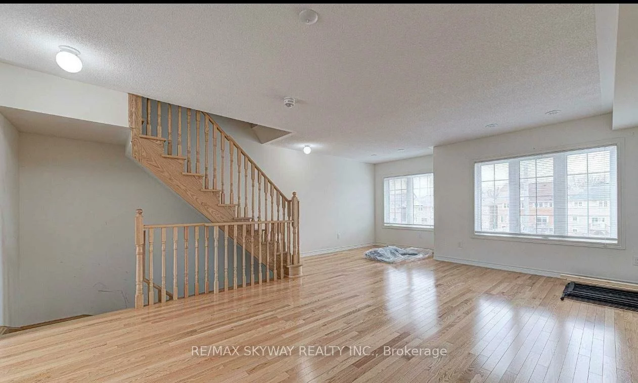 11, Autumnwood, Credit Valley, Brampton