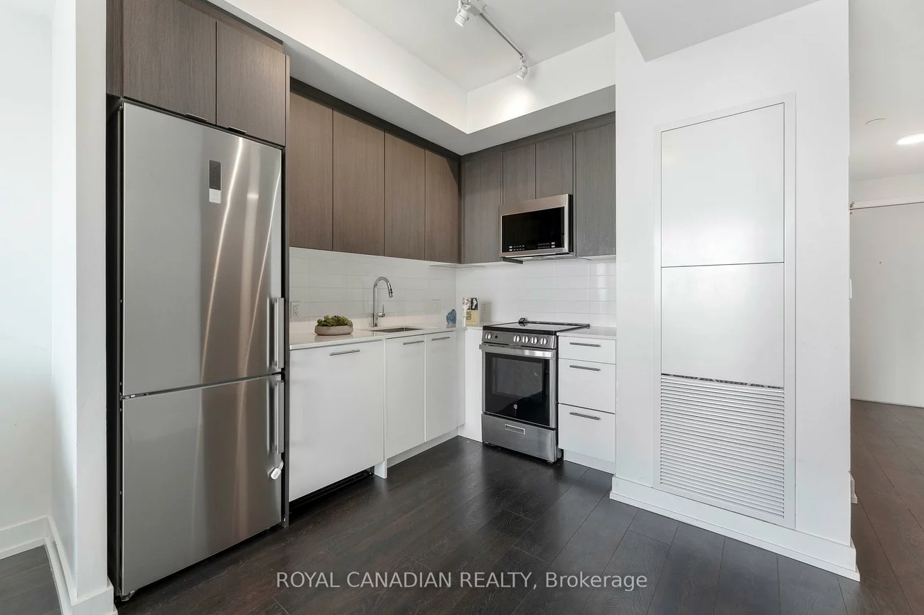 215, Veterans, Northwest Brampton, Brampton