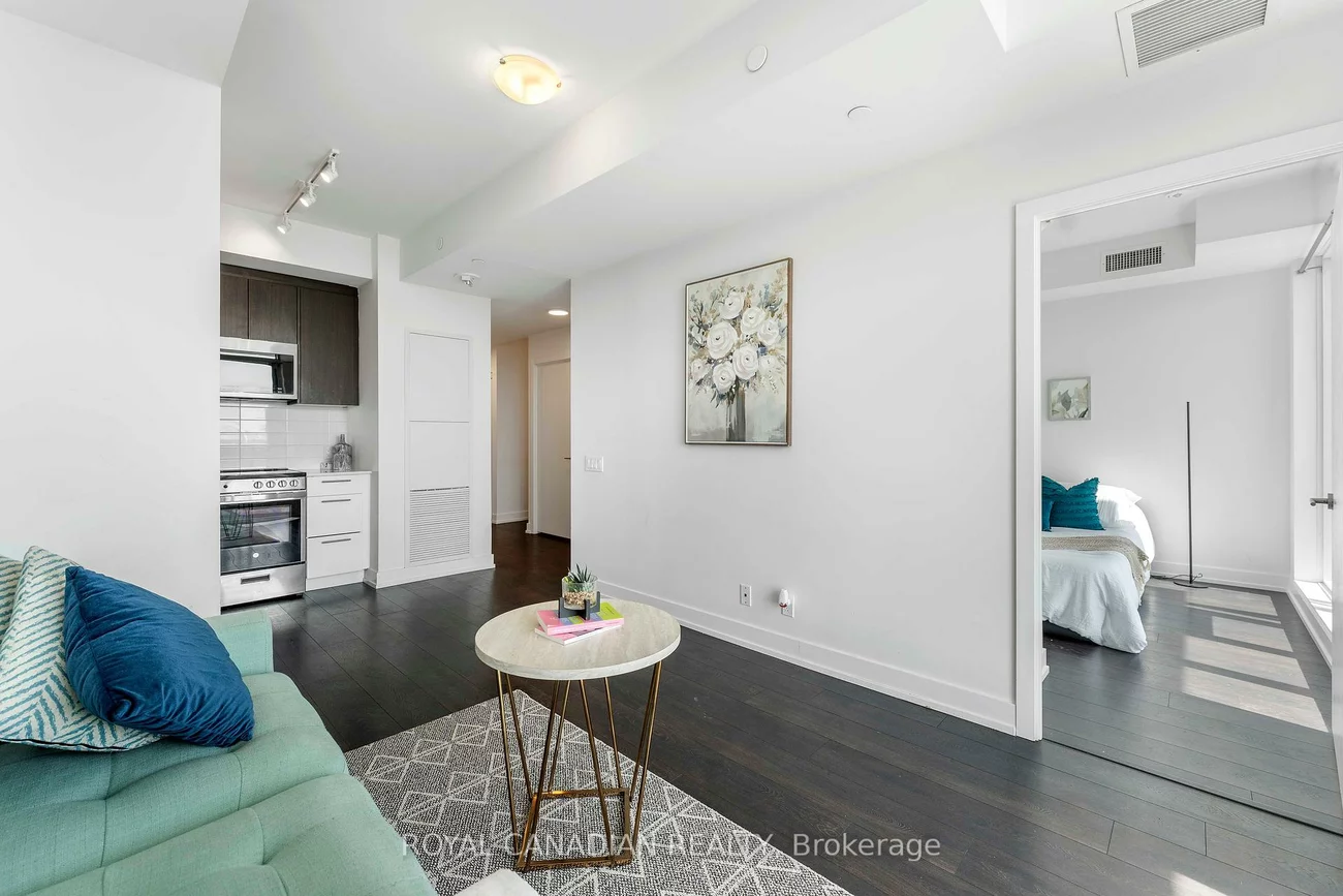 215, Veterans, Northwest Brampton, Brampton