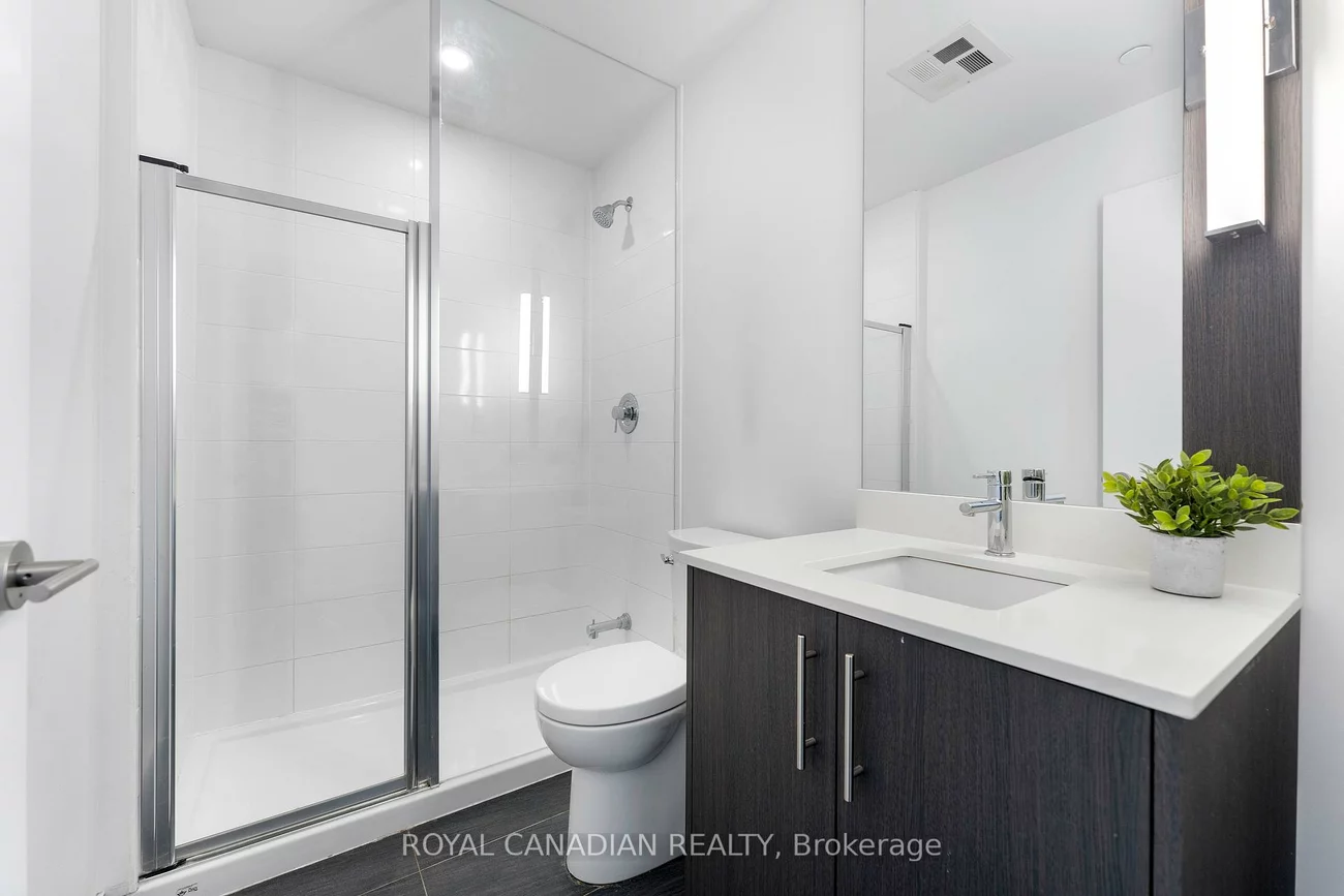 215, Veterans, Northwest Brampton, Brampton