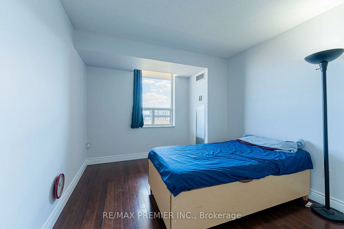 30, Malta, Fletcher's Creek South, Brampton