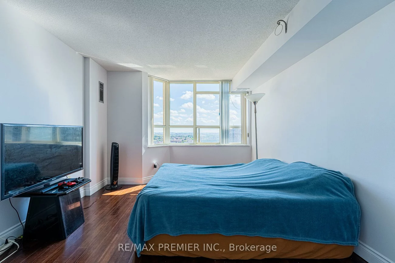 30, Malta, Fletcher's Creek South, Brampton