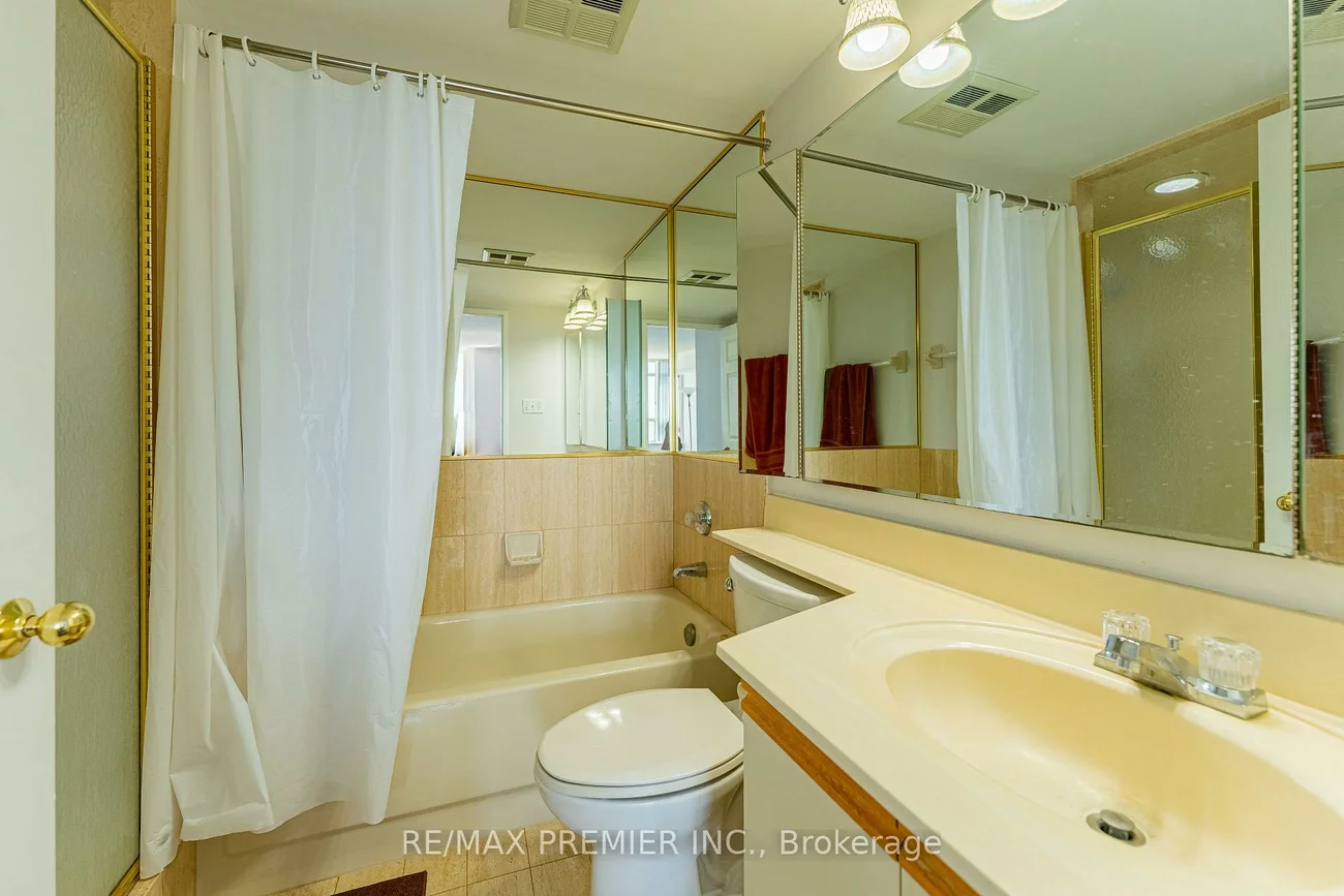 30, Malta, Fletcher's Creek South, Brampton