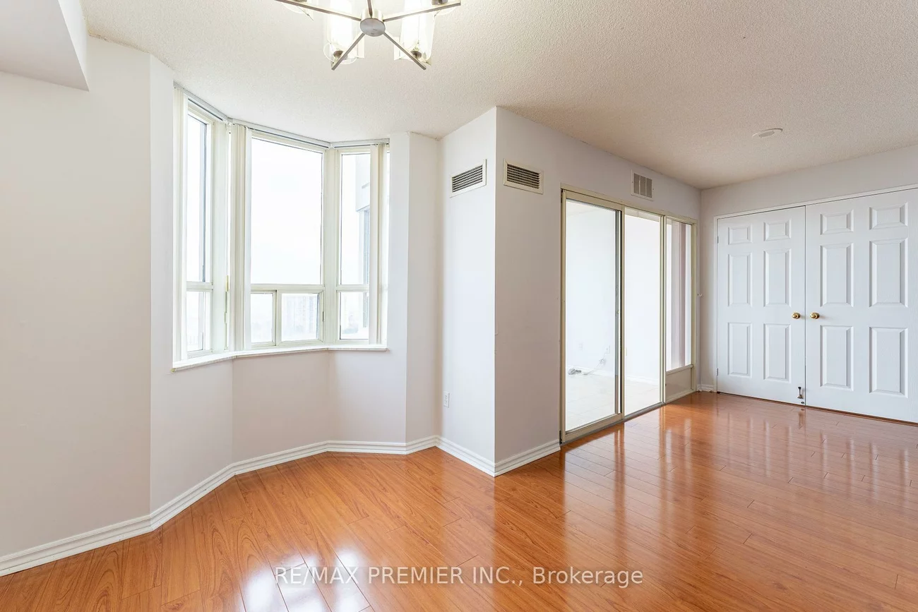 30, Malta, Fletcher's Creek South, Brampton