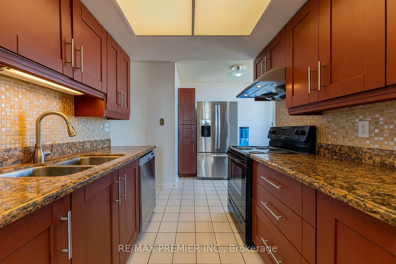 30, Malta, Fletcher's Creek South, Brampton