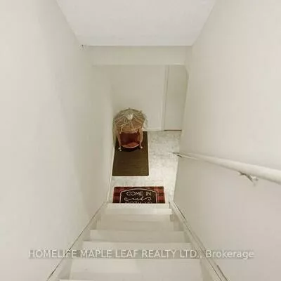 200, Cresthaven, Snelgrove, Brampton