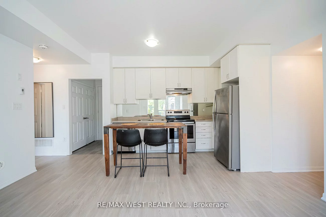 250, Sunny Meadow, Sandringham-Wellington, Brampton
