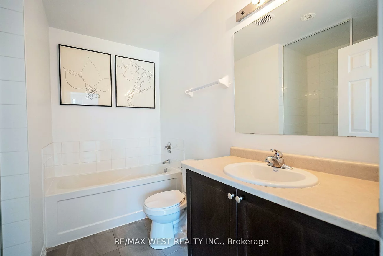 250, Sunny Meadow, Sandringham-Wellington, Brampton