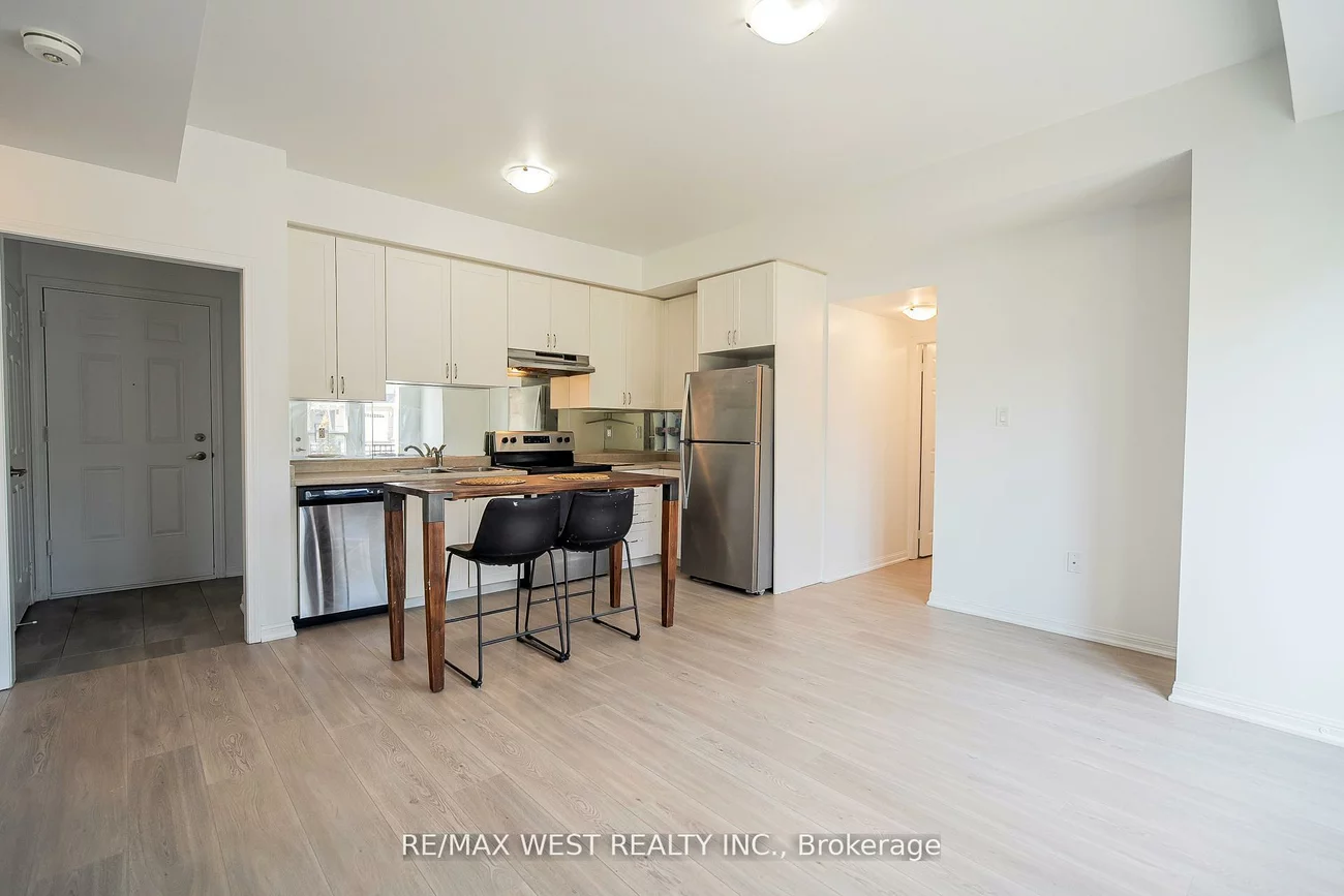 250, Sunny Meadow, Sandringham-Wellington, Brampton