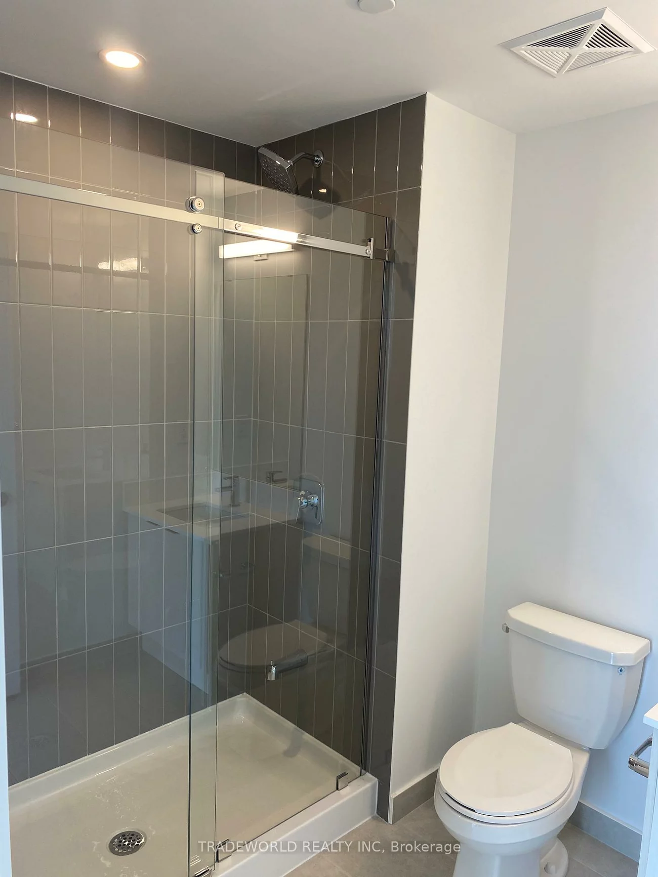 225, Malta, Fletcher's Creek South, Brampton