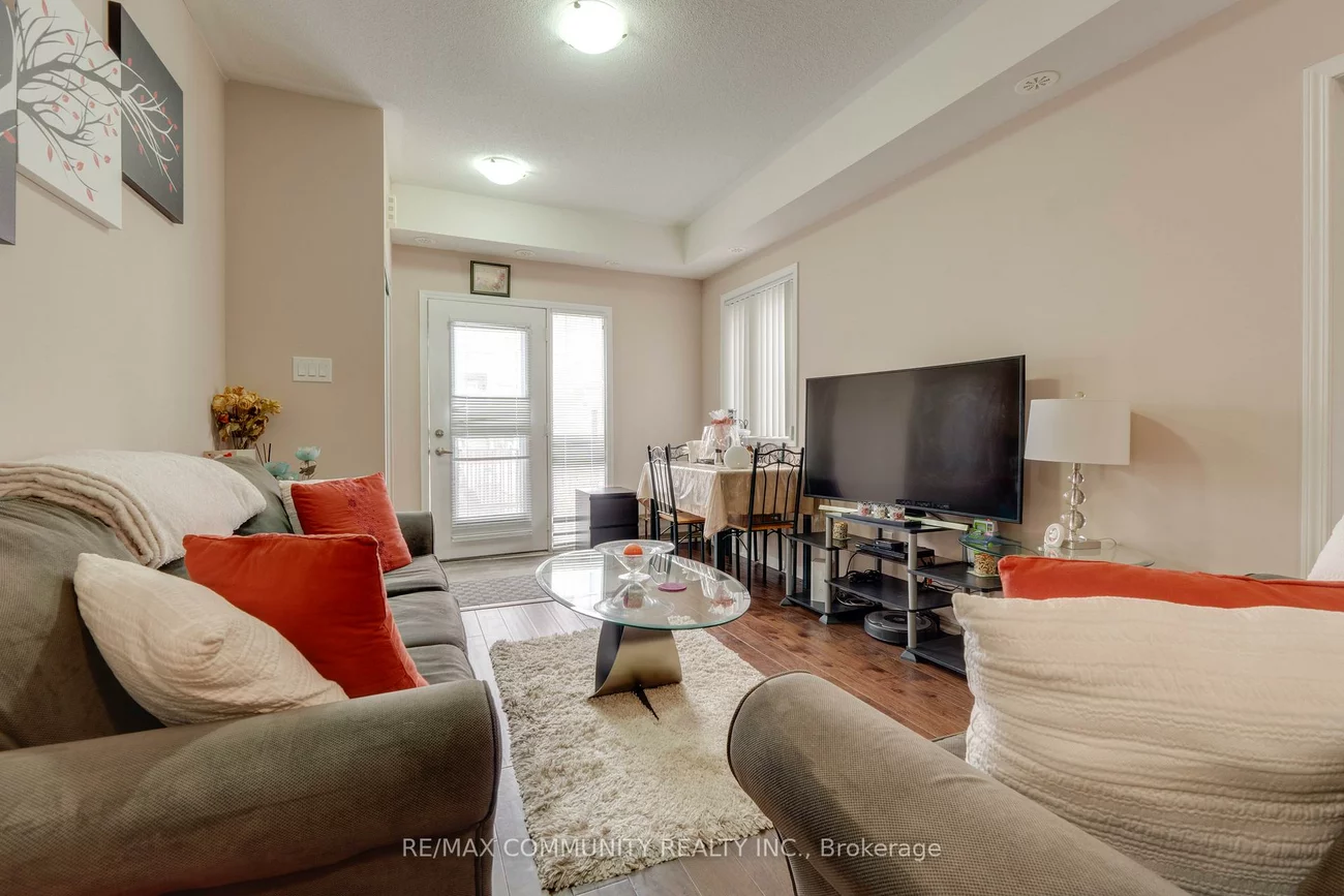 250, Sunny Meadow, Sandringham-Wellington, Brampton