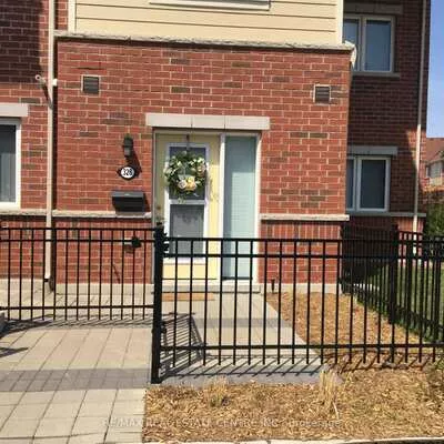 250, Sunny Meadow, Sandringham-Wellington, Brampton