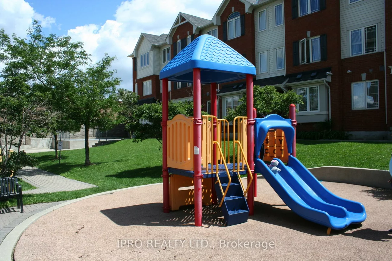 215, Queen, Queen Street Corridor, Brampton