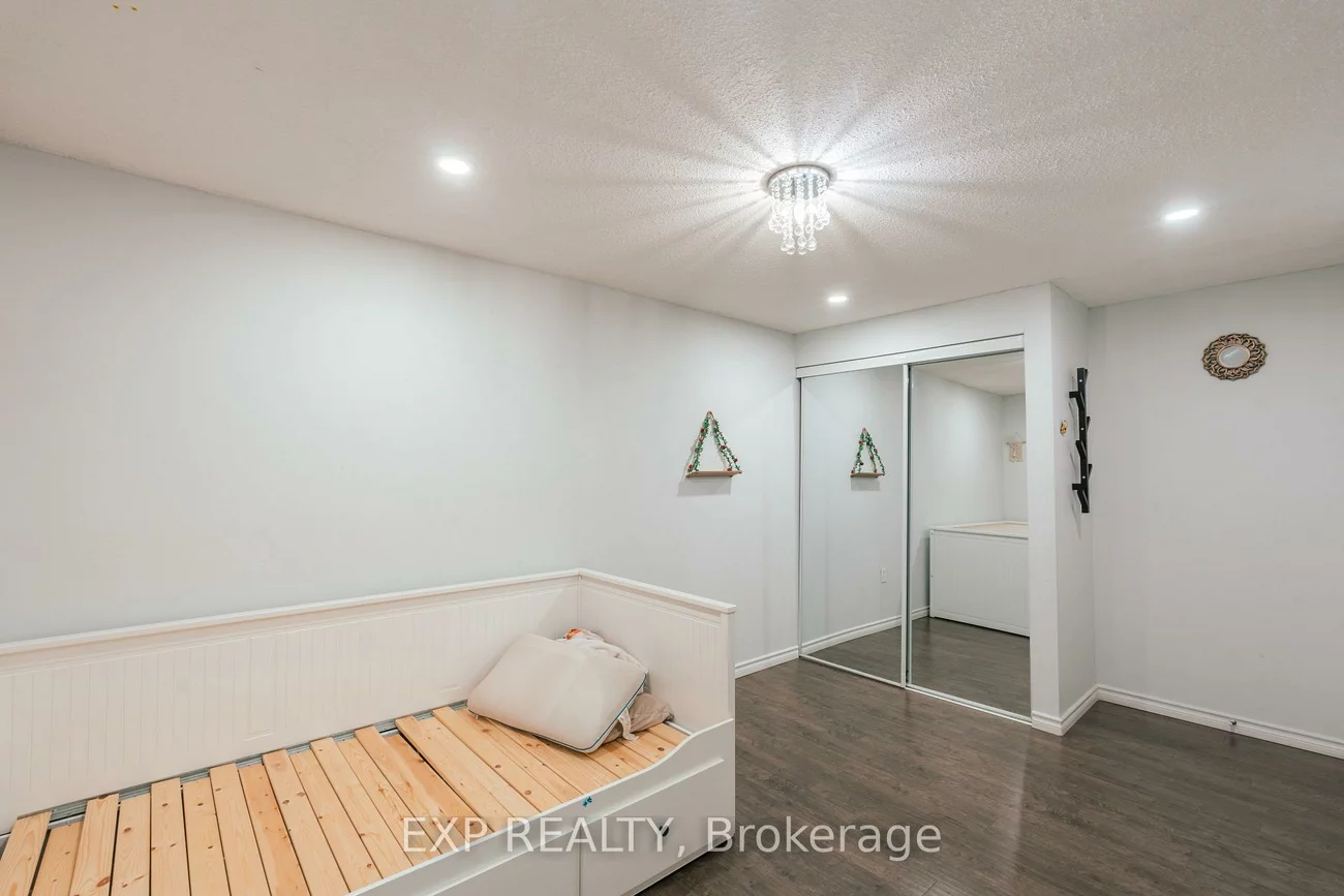 399, Vodden, Madoc, Brampton