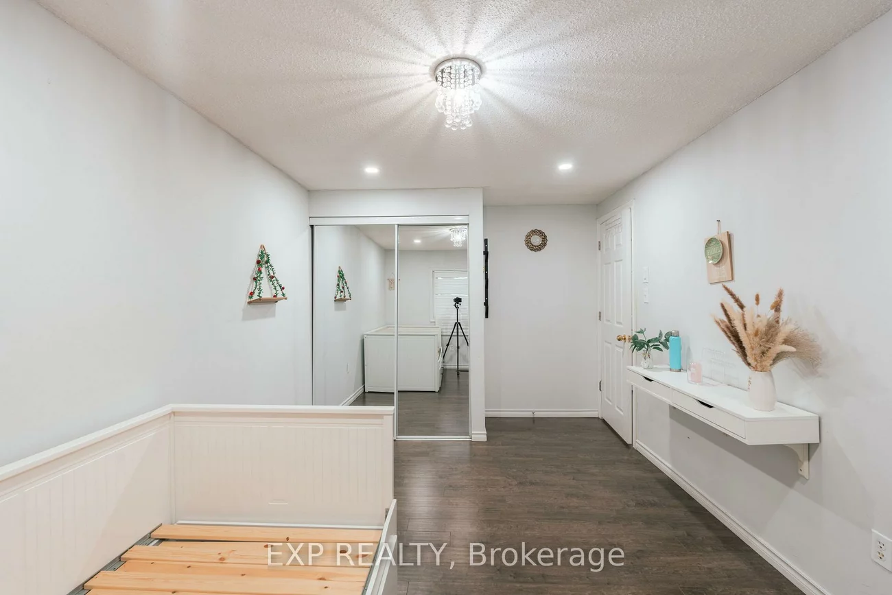 399, Vodden, Madoc, Brampton