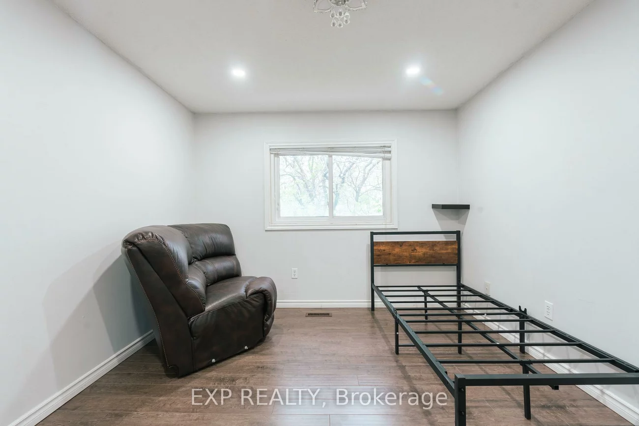 399, Vodden, Madoc, Brampton