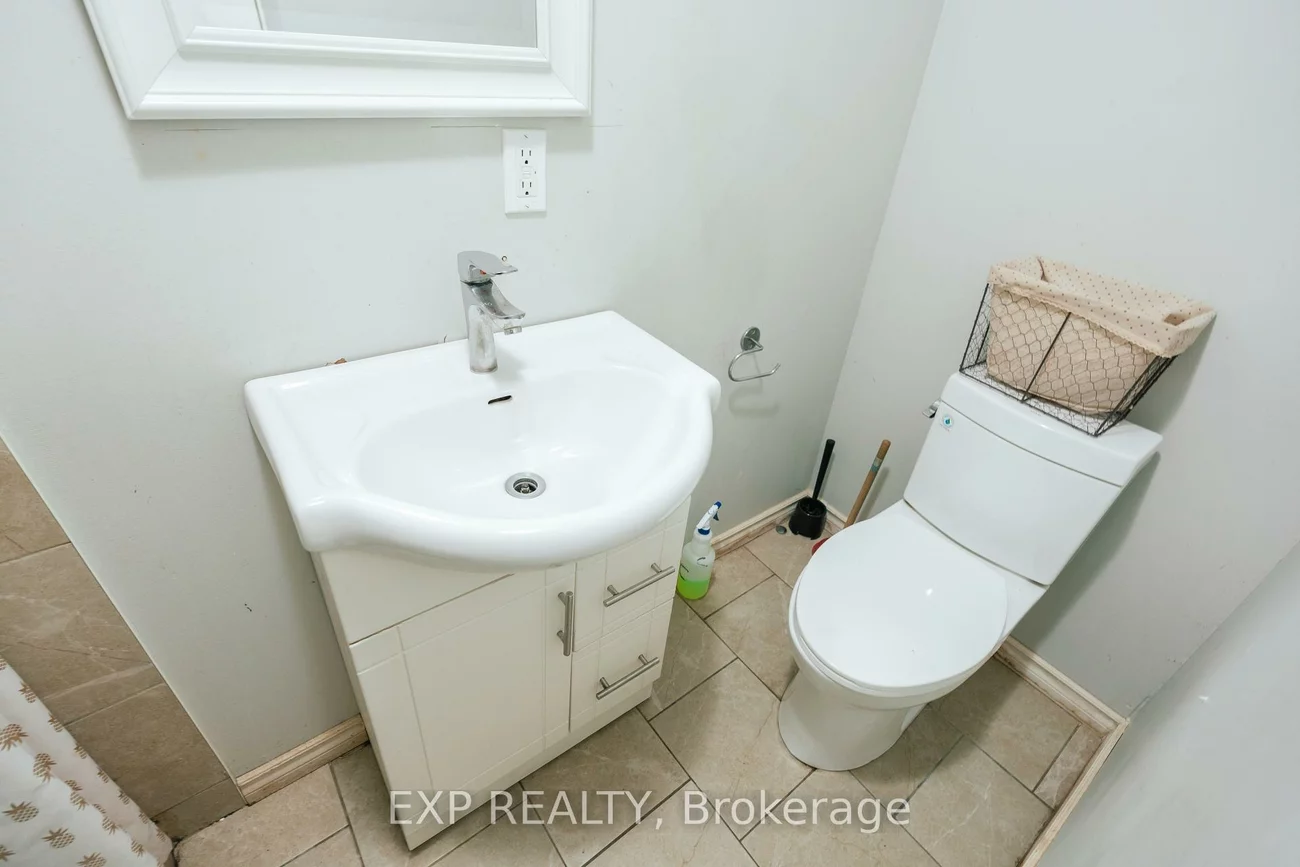 399, Vodden, Madoc, Brampton