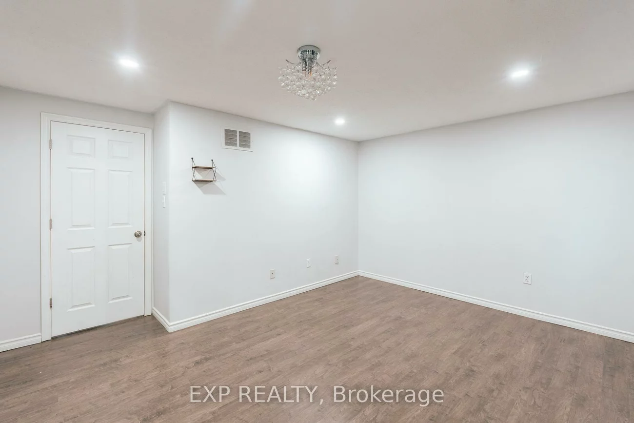 399, Vodden, Madoc, Brampton