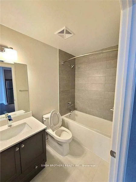 15, Lynch, Downtown Brampton, Brampton