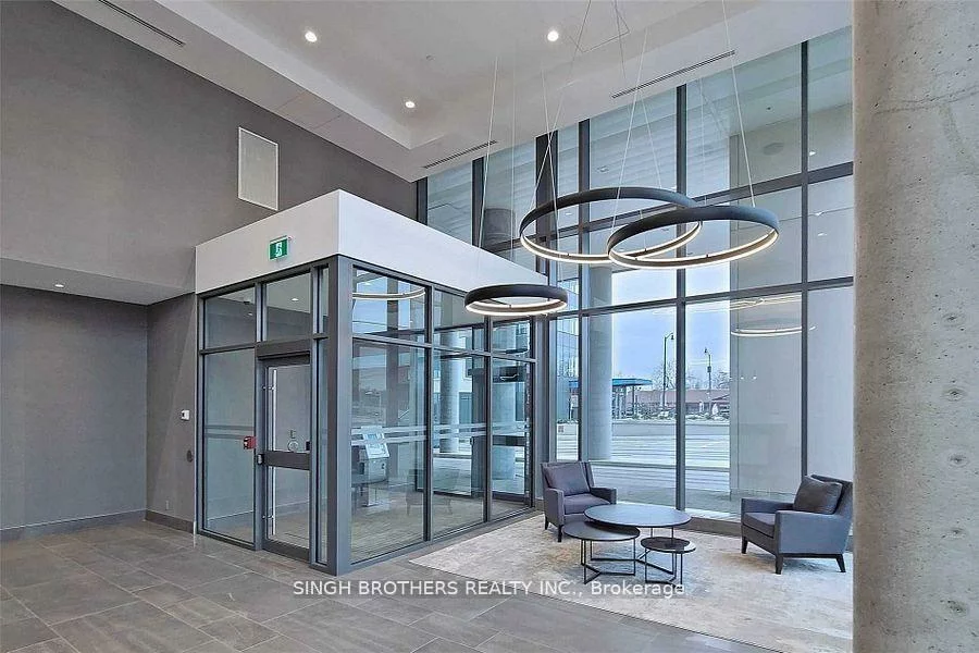 15, Lynch, Downtown Brampton, Brampton