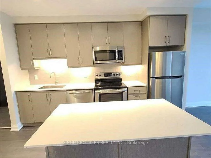 15, Lynch, Downtown Brampton, Brampton