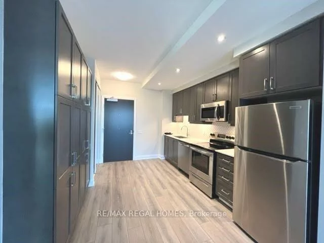 15, Lynch, Downtown Brampton, Brampton