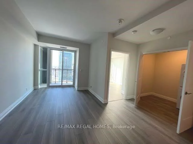 15, Lynch, Downtown Brampton, Brampton
