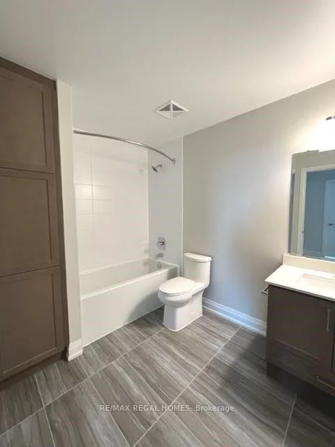 15, Lynch, Downtown Brampton, Brampton