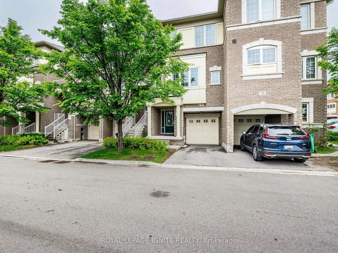 37, Aspen Hills, Credit Valley, Brampton