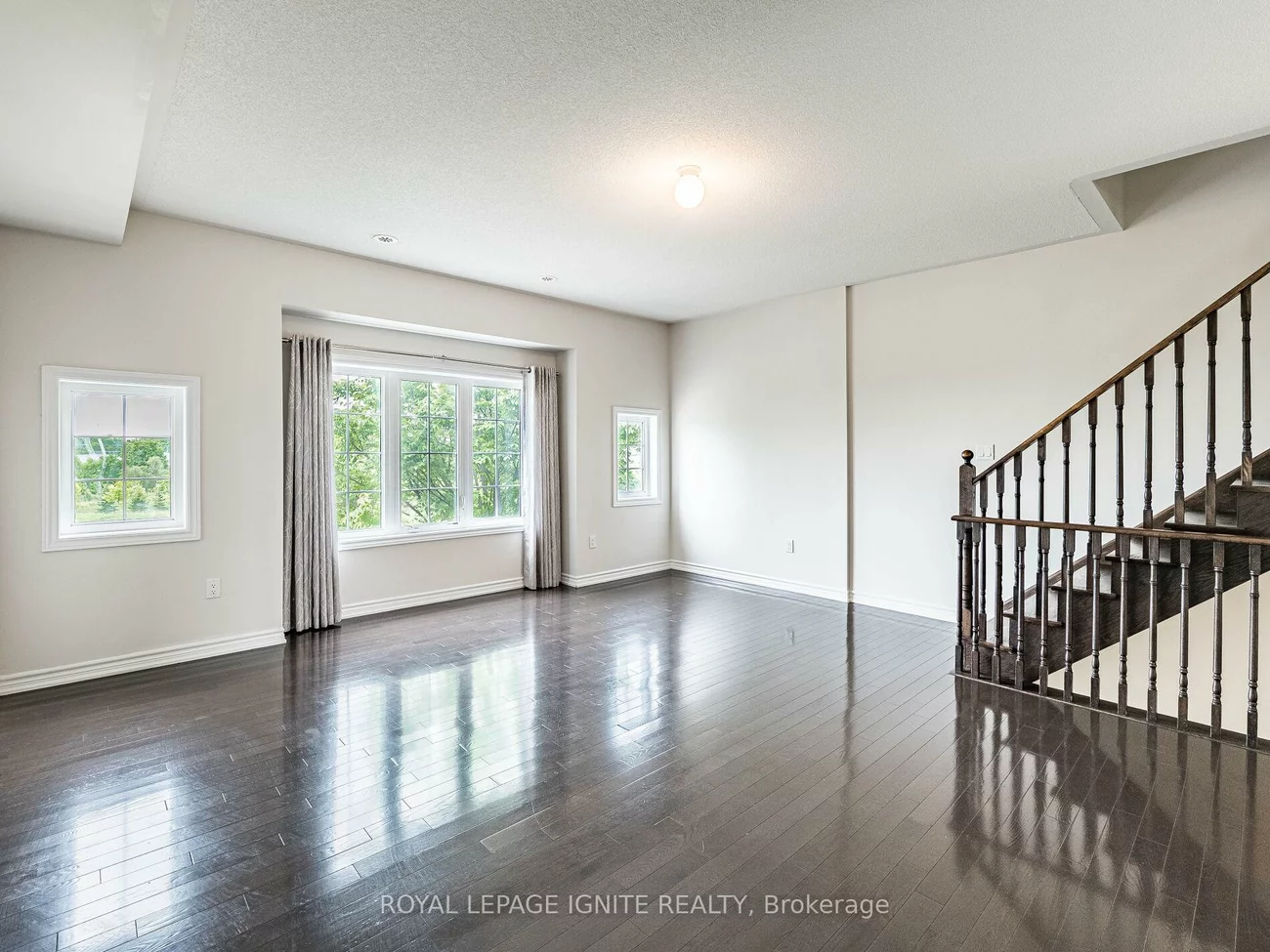 37, Aspen Hills, Credit Valley, Brampton