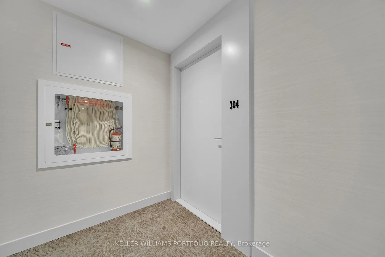 215, Veterans, Brampton West, Brampton