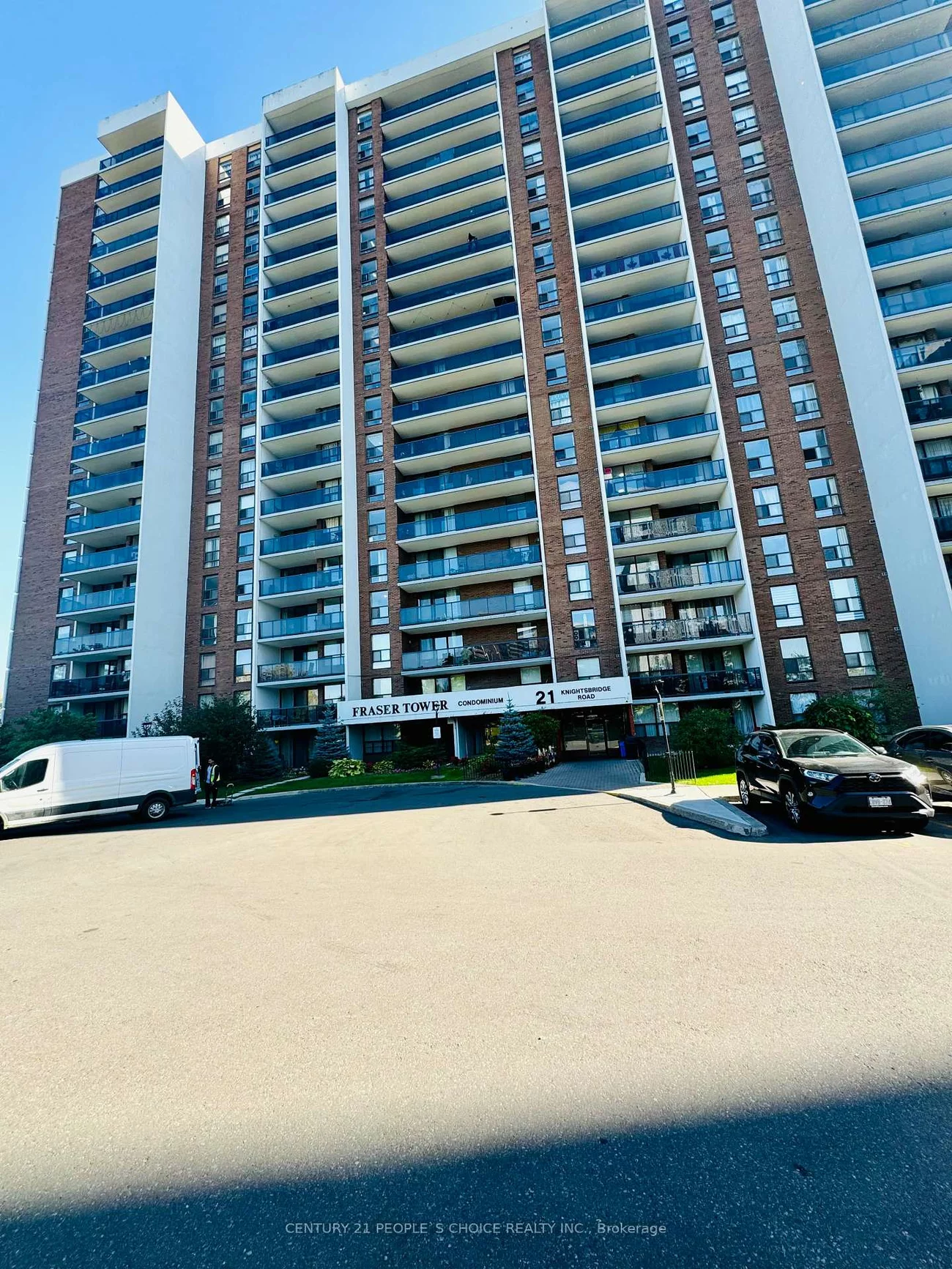 21, Knightsbridge, Queen Street Corridor, Brampton