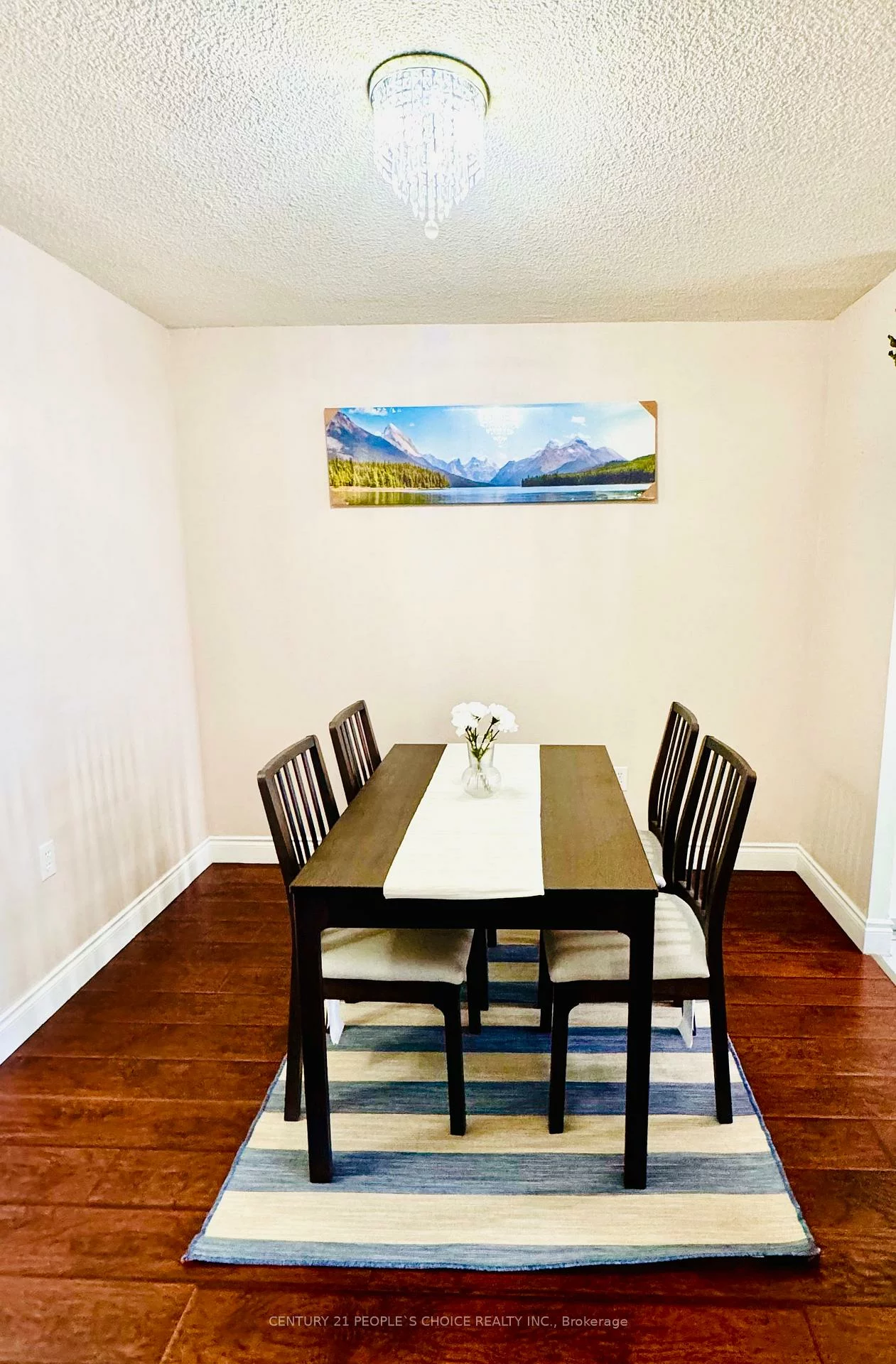 21, Knightsbridge, Queen Street Corridor, Brampton