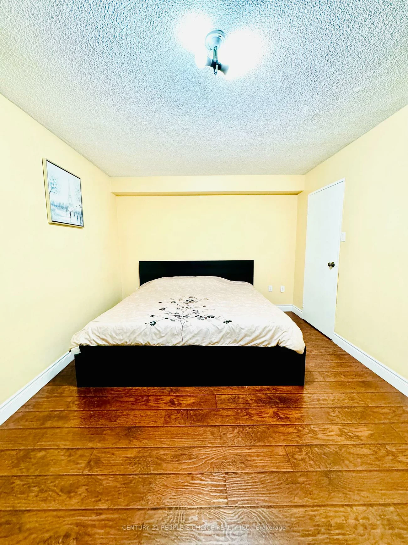 21, Knightsbridge, Queen Street Corridor, Brampton