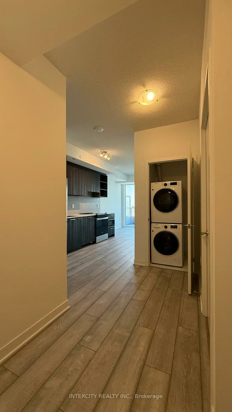 260, Malta, Fletcher's Creek South, Brampton