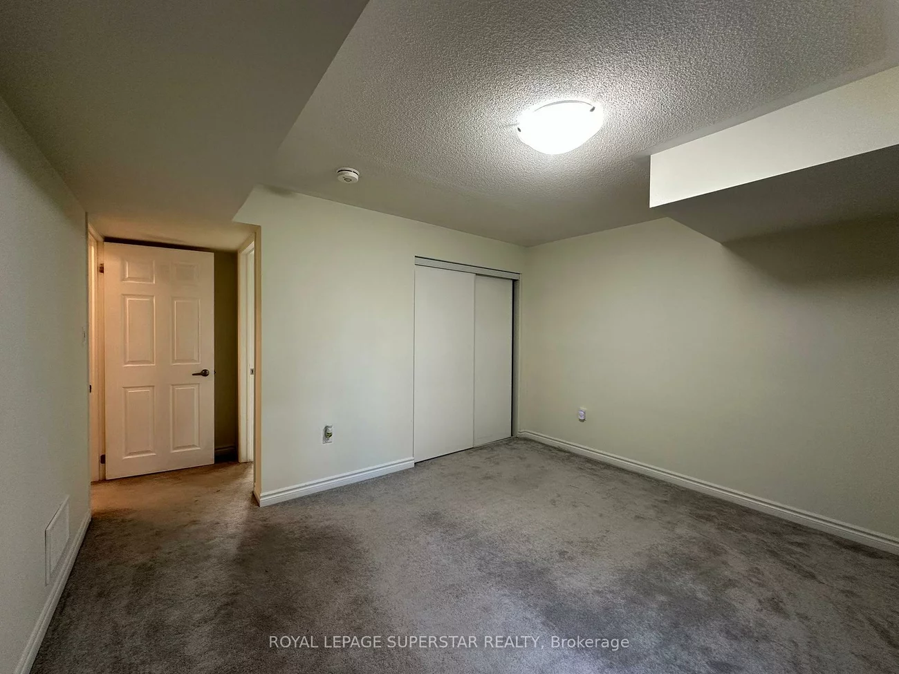 230, Lagerfeld, Northwest Brampton, Brampton