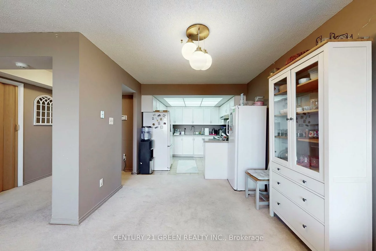 310, Mill, Brampton South, Brampton