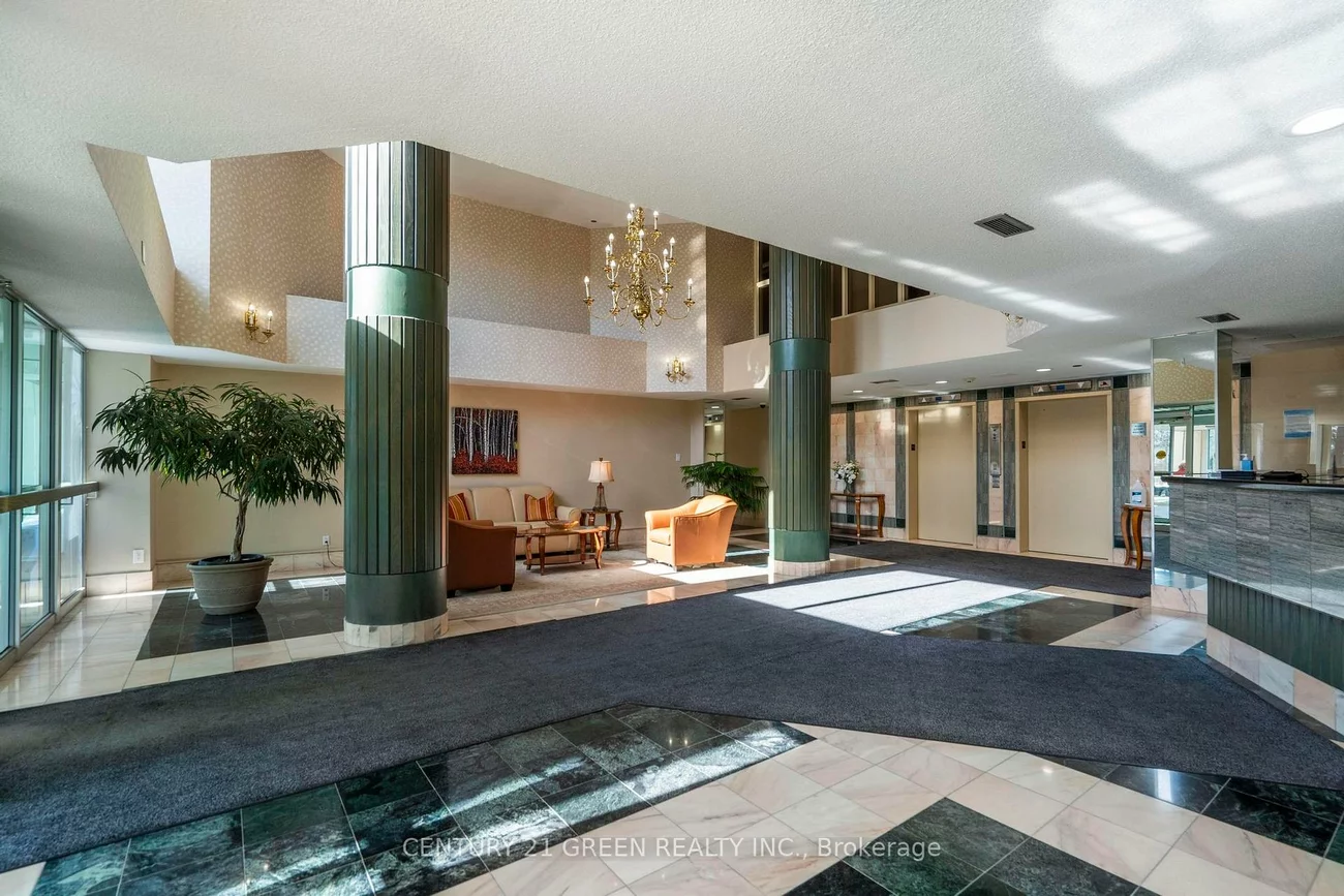 310, Mill, Brampton South, Brampton