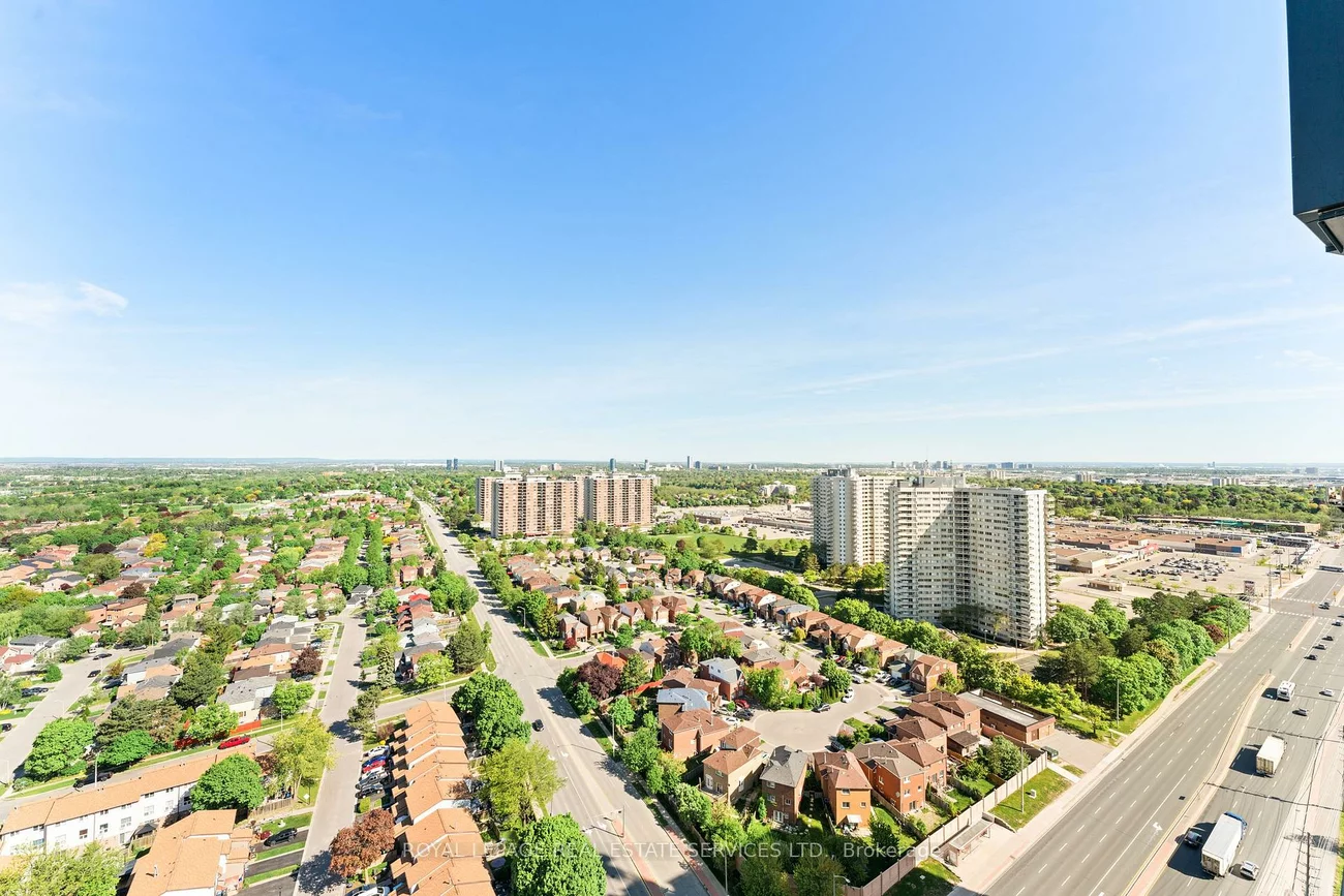 260, Malta, Downtown Brampton, Brampton