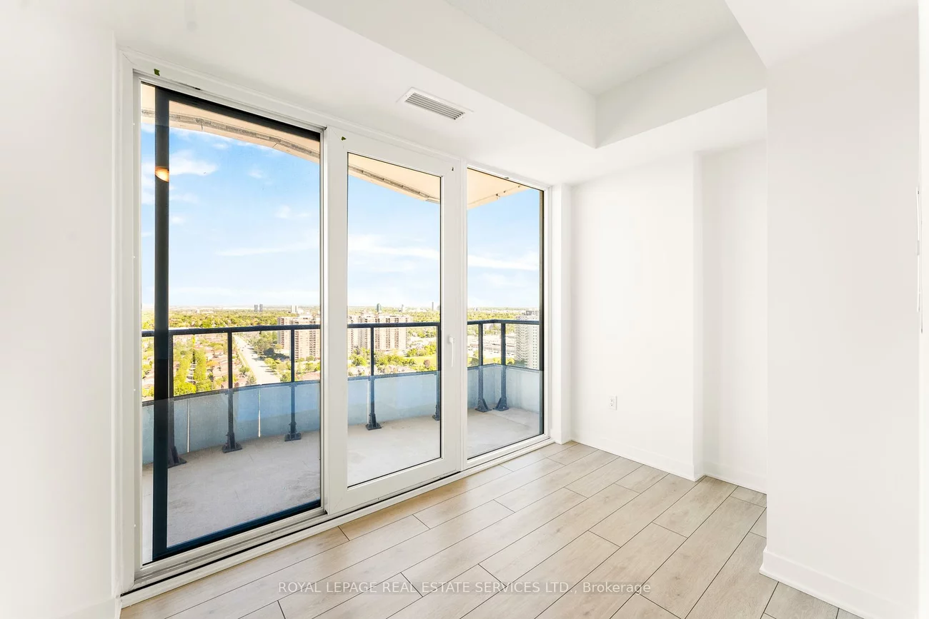260, Malta, Downtown Brampton, Brampton