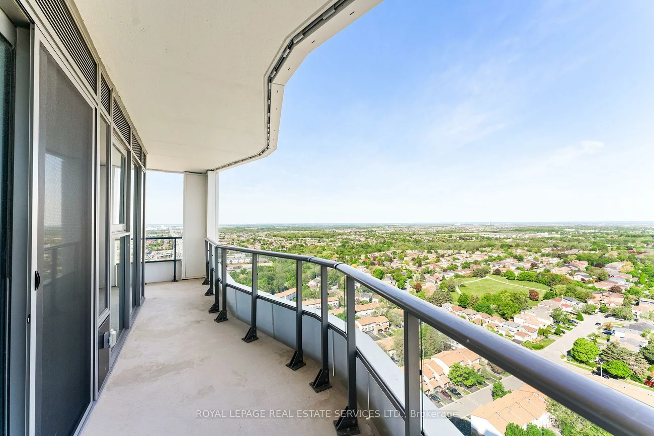 260, Malta, Downtown Brampton, Brampton