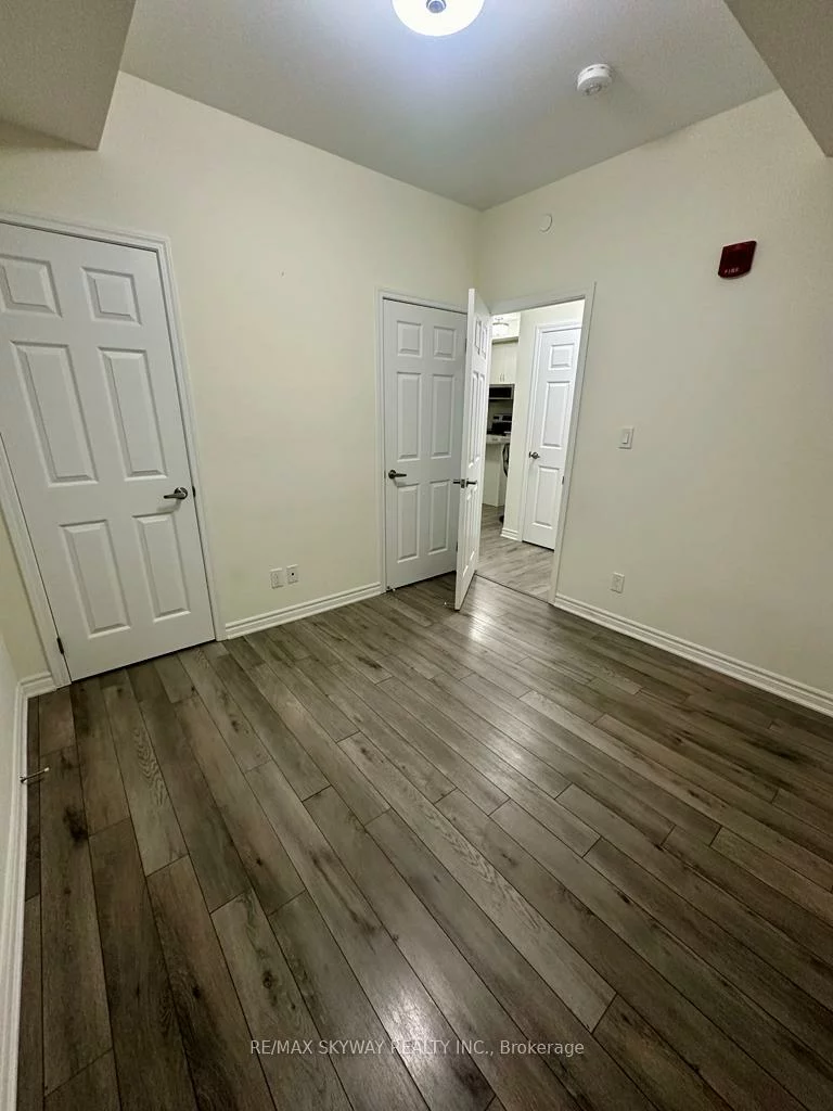 200, Lagerfeld, Northwest Brampton, Brampton