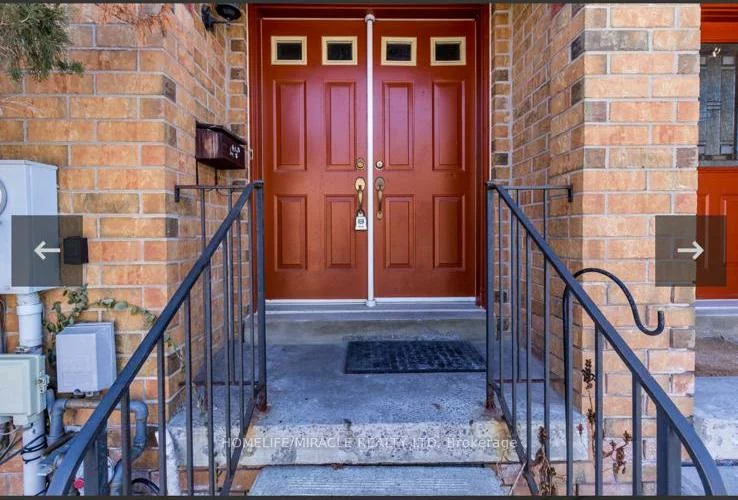 6, Sinclair, Brampton West, Brampton